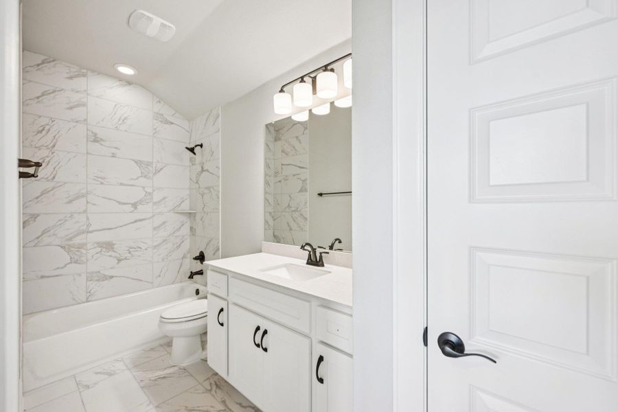 Furnished interior view inside a new home in Cross Creek, Cedar Park (Image 12).