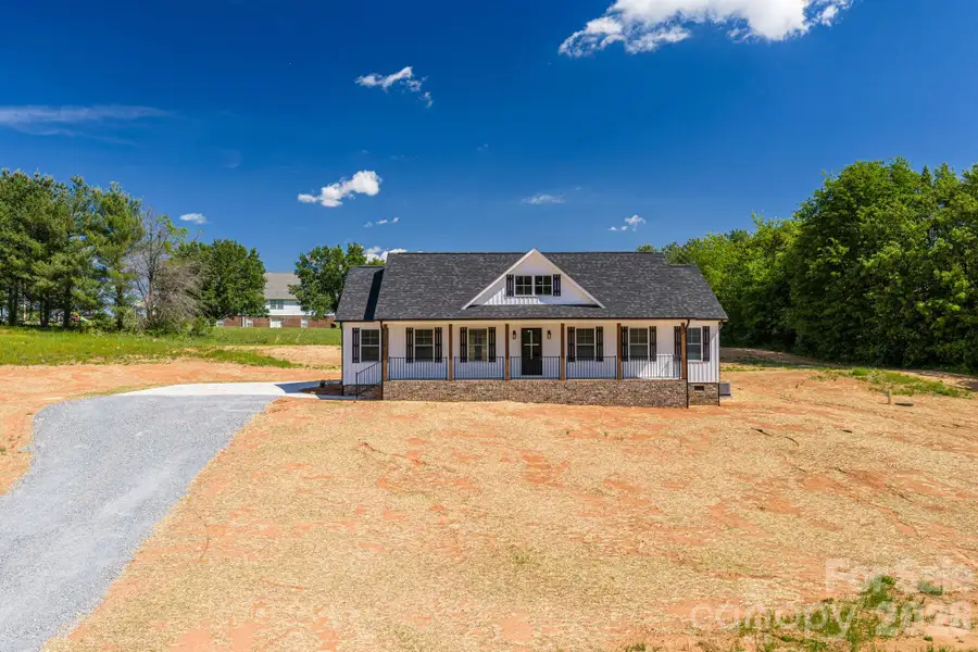 Exterior details and patio area of a home in , Lincolnton (Image 3).