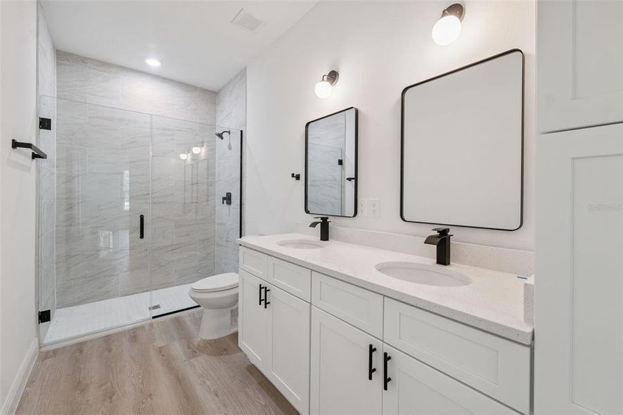 Furnished interior view inside a new home in , Ocala (Image 10).