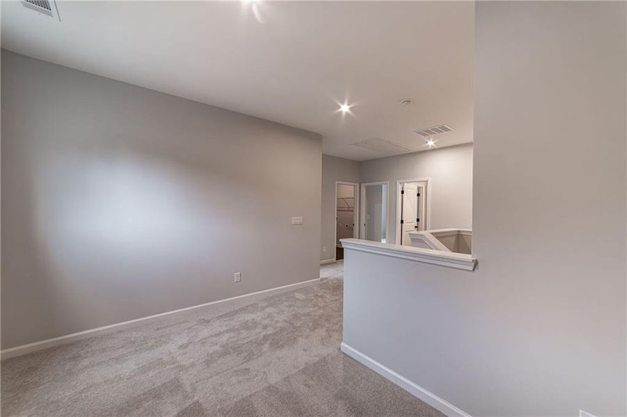 Image 82 of a home in .