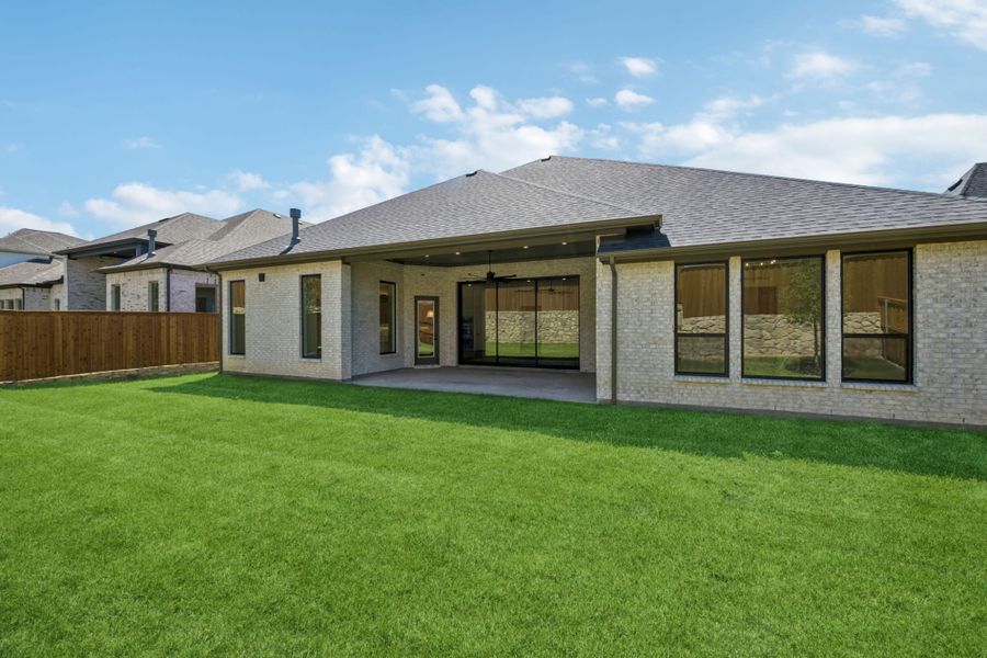 Exterior details and patio area of a home in StarView, Prosper (Image 4).