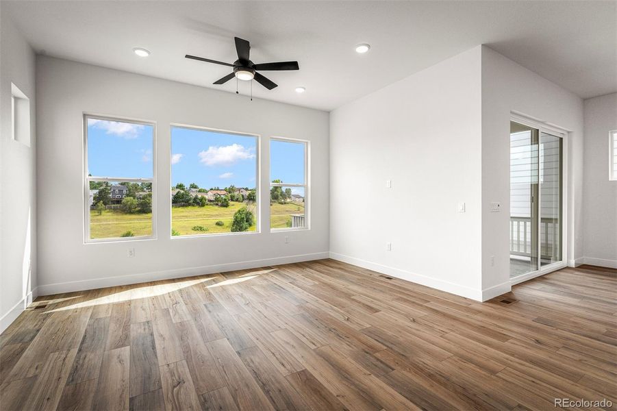 Spacious, unfurnished interior of a new home in Trailside at Cottonwood Creek, Colorado Springs (Image 22).