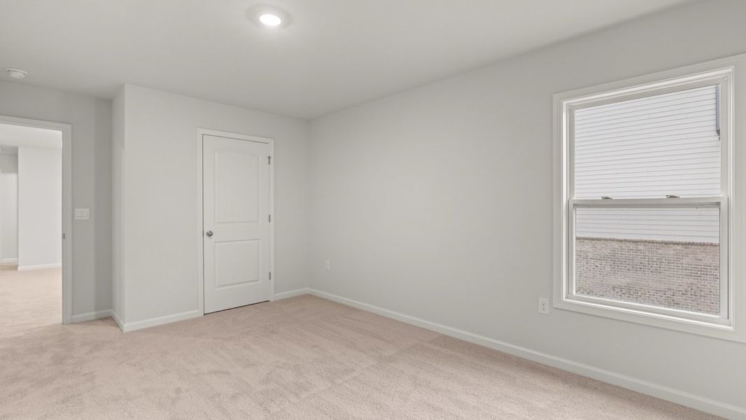 Spacious, unfurnished interior of a new home in Thalley Creek Estates, Cumming (Image 23).