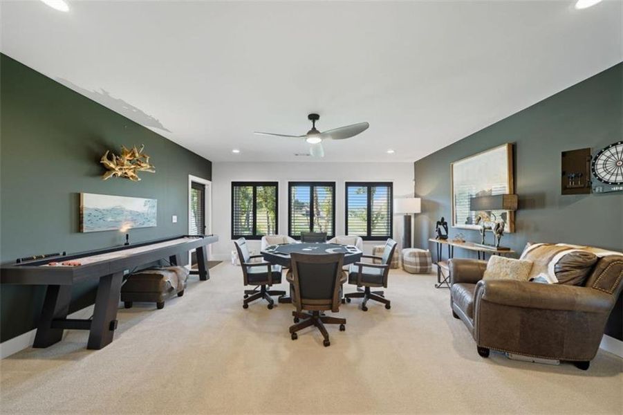 Image 50 of a home in .