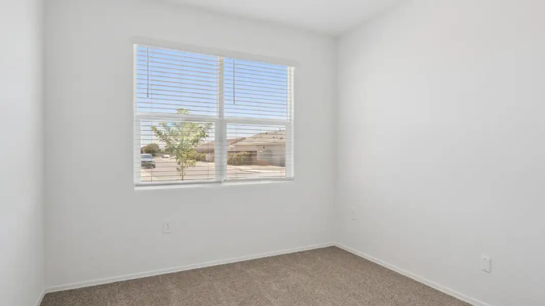 Spacious, unfurnished interior of a new home in Heartland Ranch, Coolidge (Image 18).