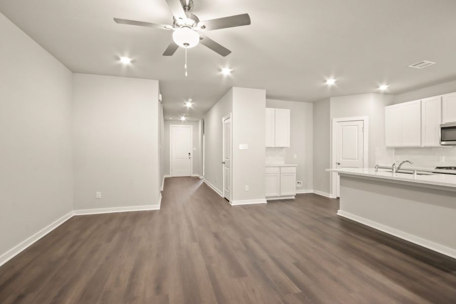 1,662sf New Home in Dayton, TX.  - Slide 13