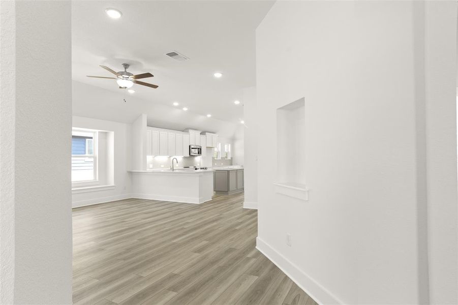 Spacious, unfurnished interior of a new home in Grande Estates, Bertram (Image 27).