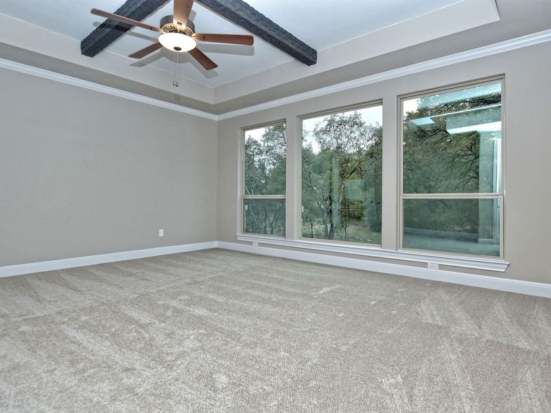 Representative unfurnished interior of a home built from the Madera II by Giddens Homes in Scofield Farms Estates, Georgetown (Image 409).