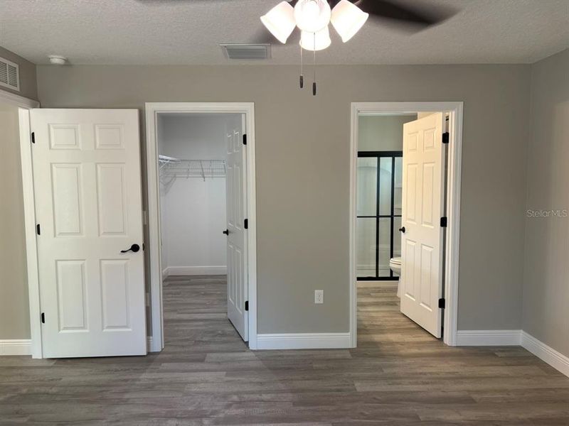 Spacious, unfurnished interior of a new home in , Dunnellon (Image 20).
