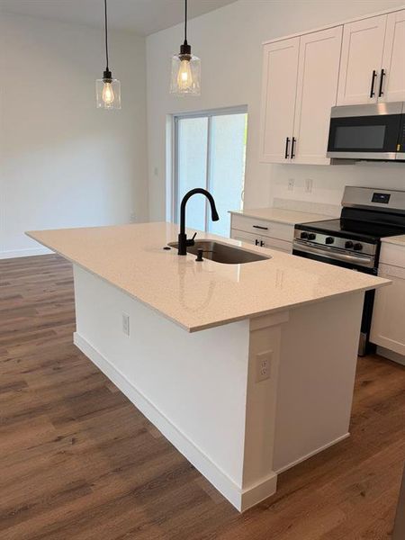 Image 28 of a home in .