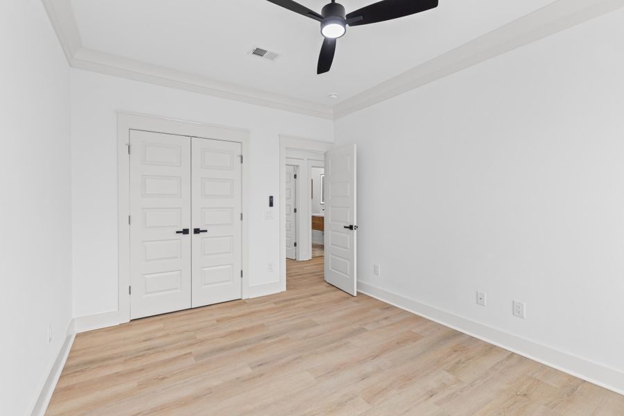 Spacious, unfurnished interior of a new home in , North Charleston (Image 36).