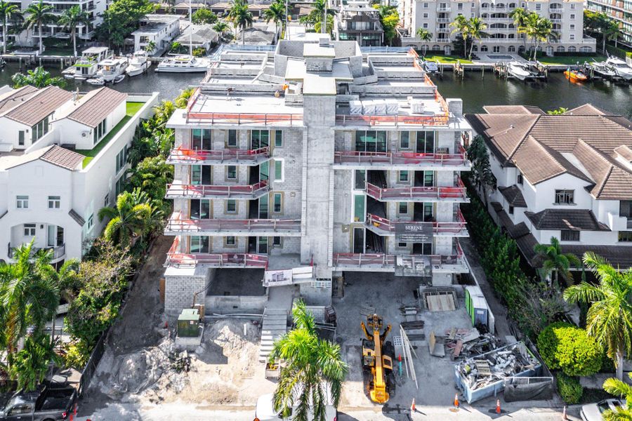 Condo located in Fort Lauderdale, FL showcasing its design and architecture (Image 3). Condo located in Fort Lauderdale, FL showcasing its design and architecture (Image 3).