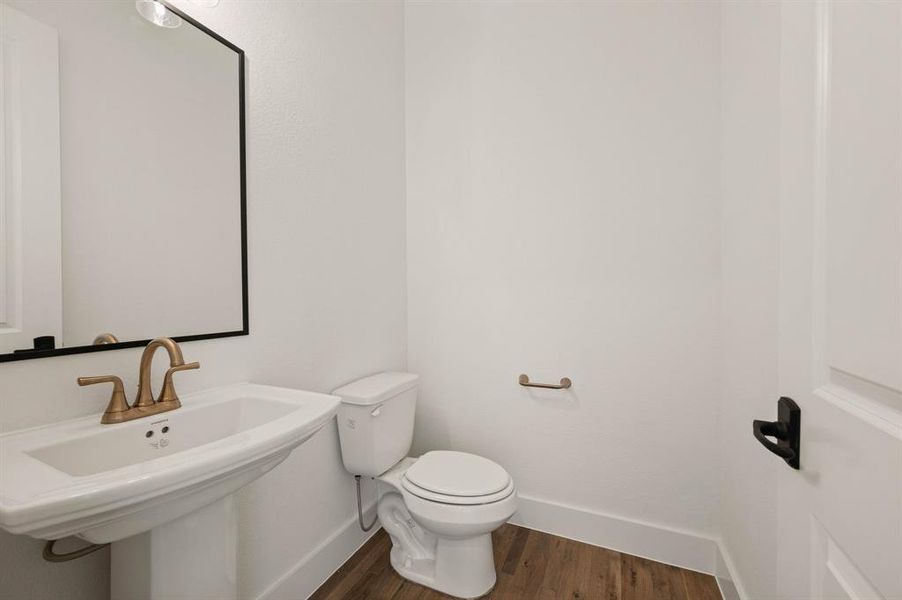 Furnished interior view inside a new home in Bella Crossing, Fort Worth (Image 8).