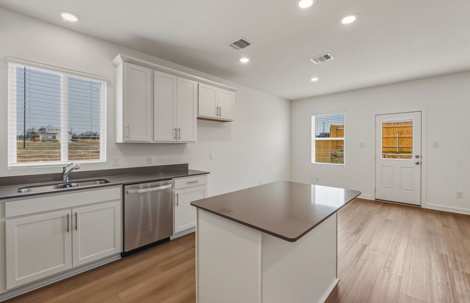 Furnished interior view inside a new home in County View, Temple (Image 10).