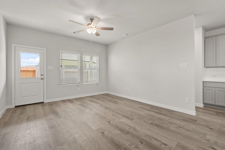 Spacious, unfurnished interior of a new home in Lakes at Black Oak, Magnolia (Image 19). Spacious, unfurnished interior of a new home in Lakes at Black Oak, Magnolia (Image 19).