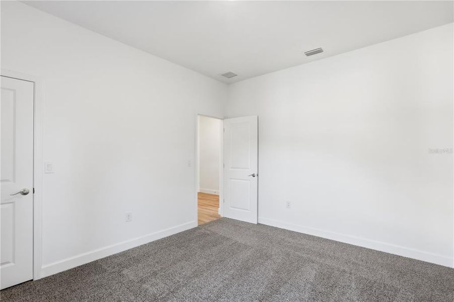 Spacious, unfurnished interior of a new home in , Sanford (Image 16).