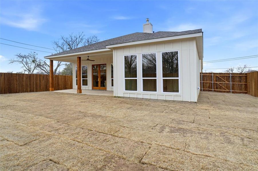 Exterior details and patio area of a home in , Roanoke (Image 27).