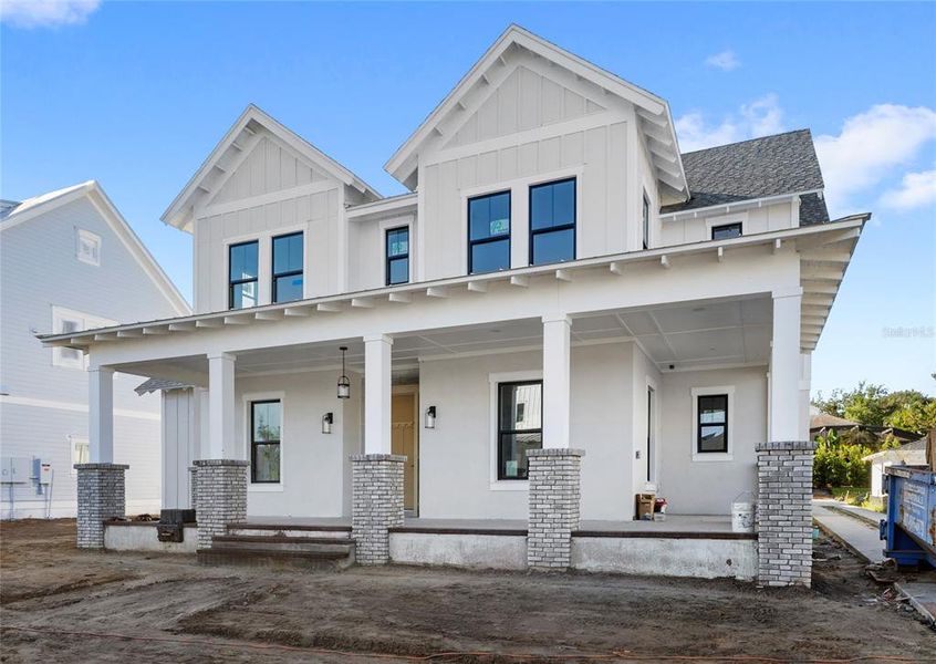 Exterior details and patio area of a home in Oakland Park, Oakland (Image 23). Exterior details and patio area of a home in Oakland Park, Oakland (Image 23).