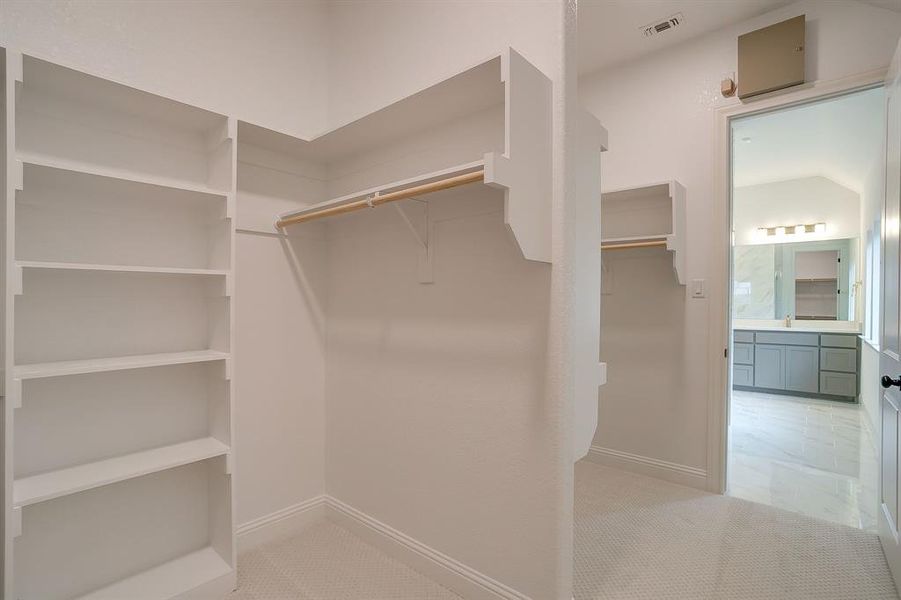 Image 38 of a home in .