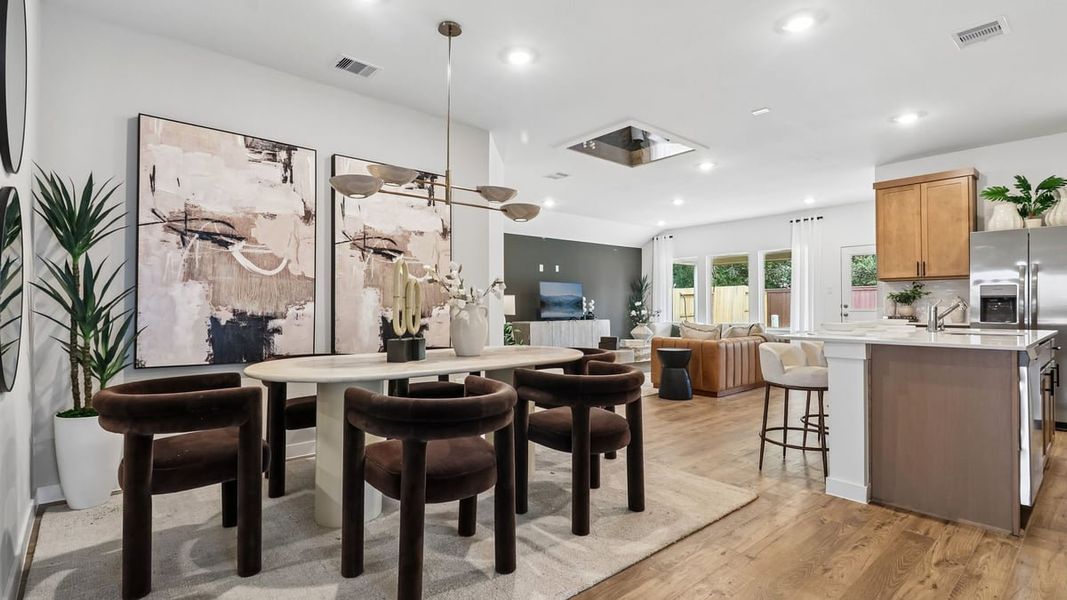 Furnished interior view inside a new home in Evergreen, Rosenberg (Image 8).