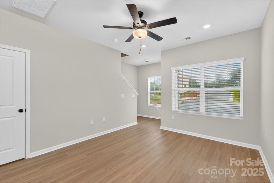 Spacious, unfurnished interior of a new home in Rhyne Court, Gastonia (Image 28).