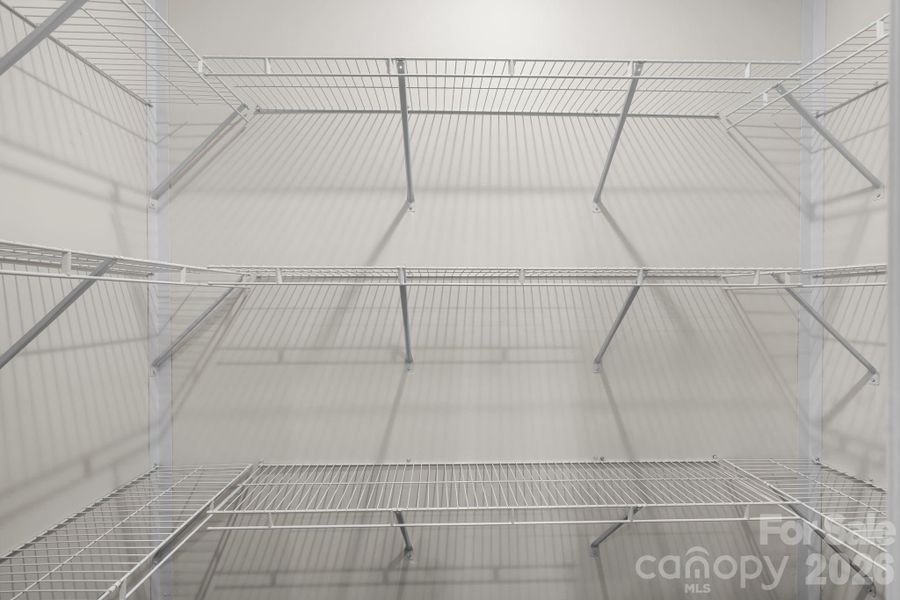 Walk in Pantry