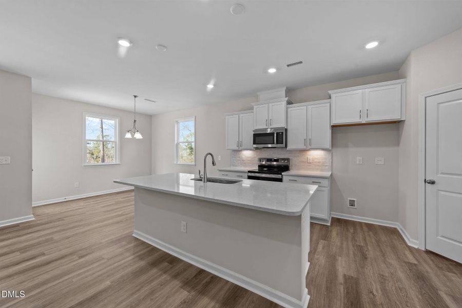 44-web-or-mls-VB4A6090