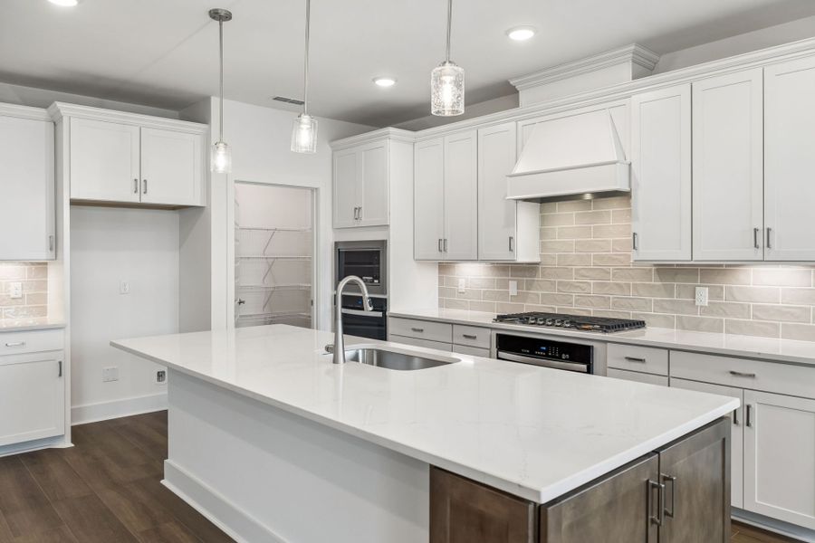 Furnished interior view inside a new home in Del Webb Barton Village, Lebanon (Image 16).