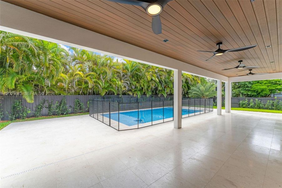 Exterior details and patio area of a home in , Cutler Bay (Image 28).
