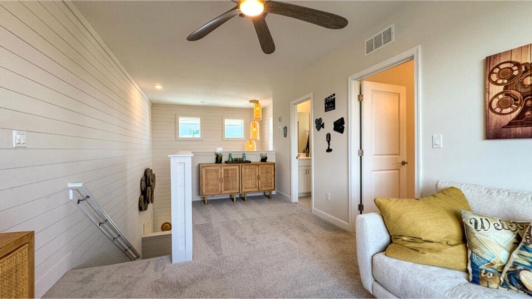 _pic_victoria_loft_f2_4_30_25[1]