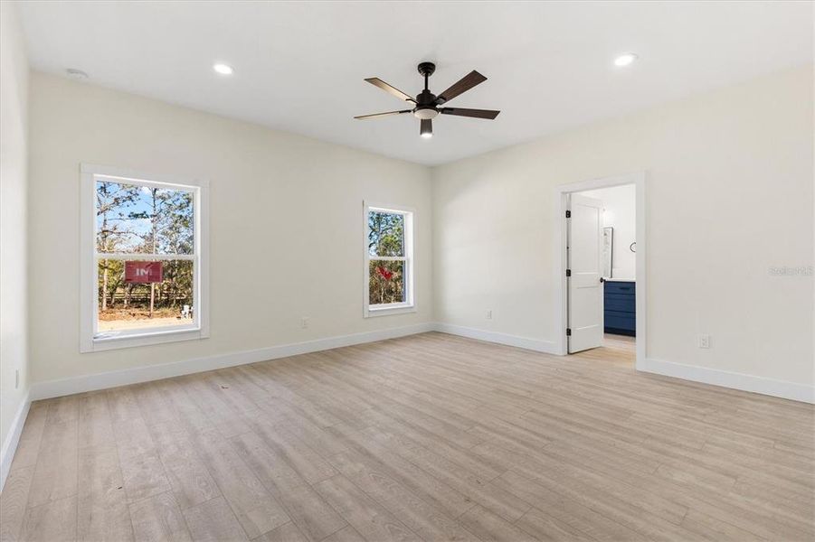 Spacious, unfurnished interior of a new home in , Wildwood (Image 11).