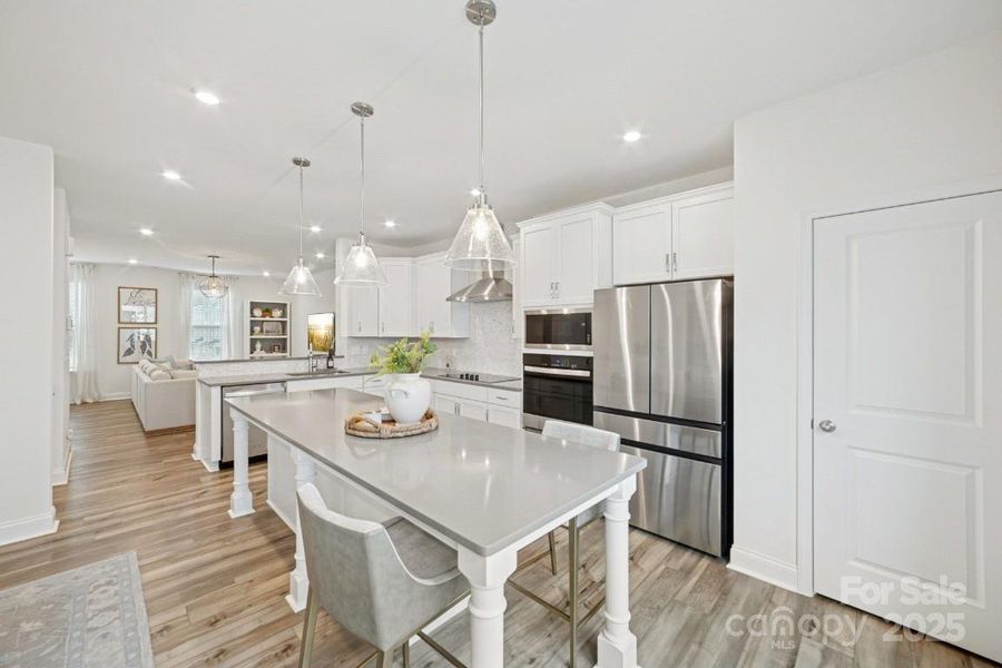 Expansive Kitchen Island Expansive Kitchen Island