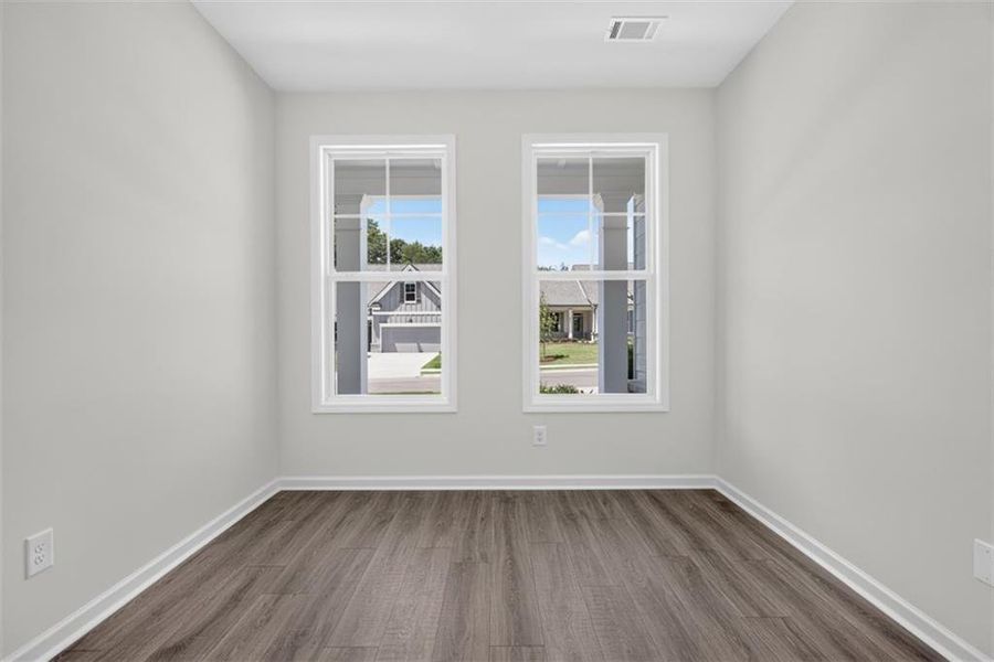 Spacious, unfurnished interior of a new home in , Athens (Image 41).