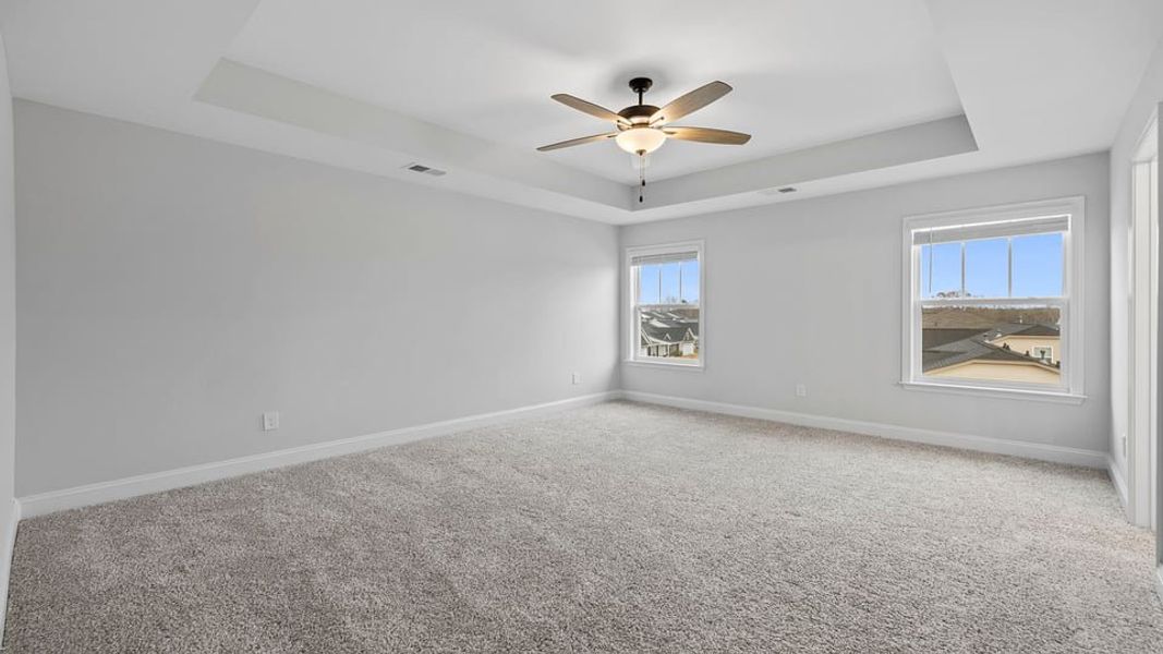 Spacious, unfurnished interior of a new home in Rutledge Estates, Woodruff (Image 26).