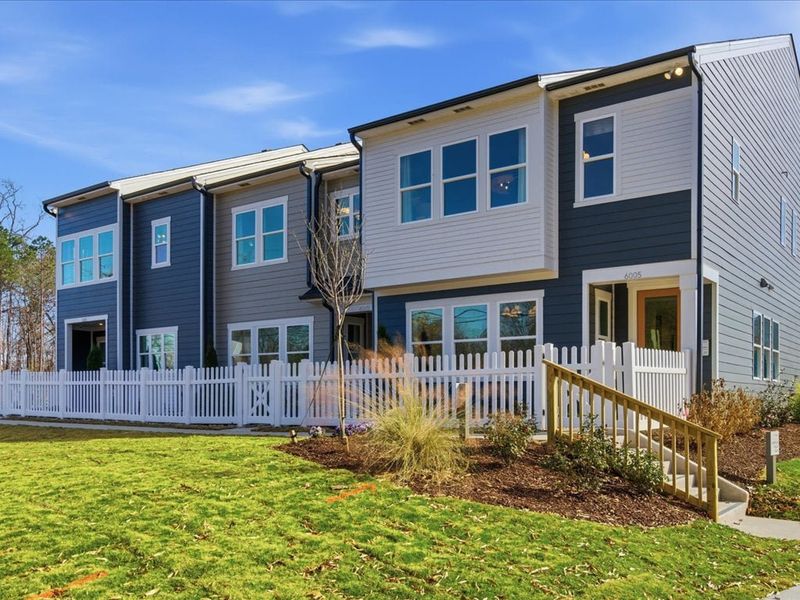 Representative exterior details of a home built from the Avett by Tri Pointe Homes in Ellis Townes, Charlotte (Image 2).