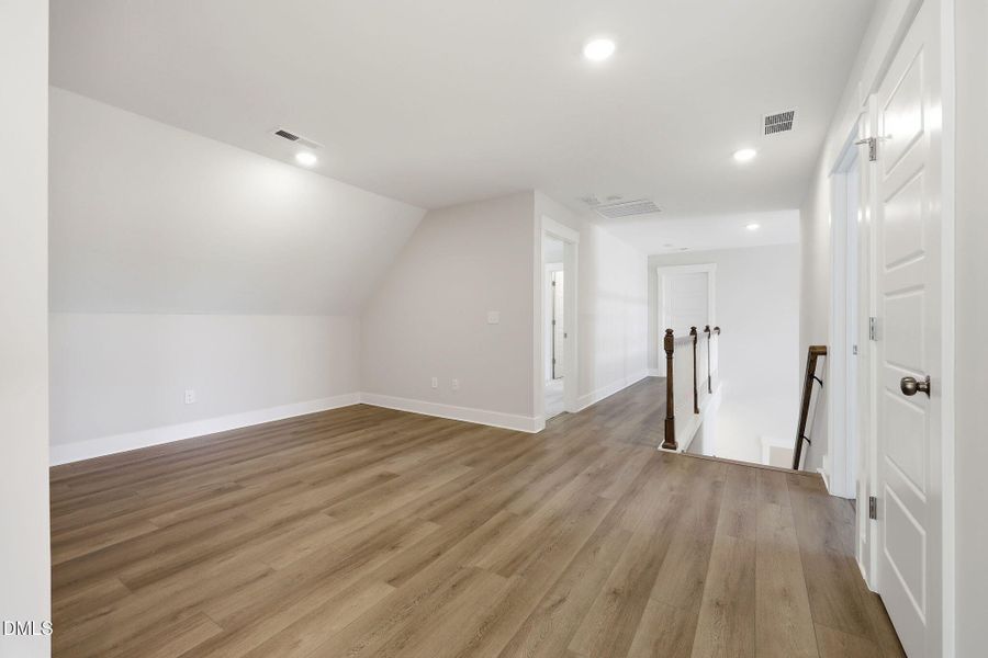 34-web-or-mls-6S8A9017 34-web-or-mls-6S8A9017