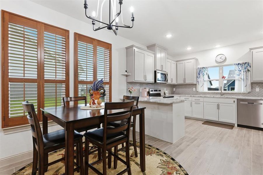Furnished interior view inside a new home in , Tolar (Image 27).
