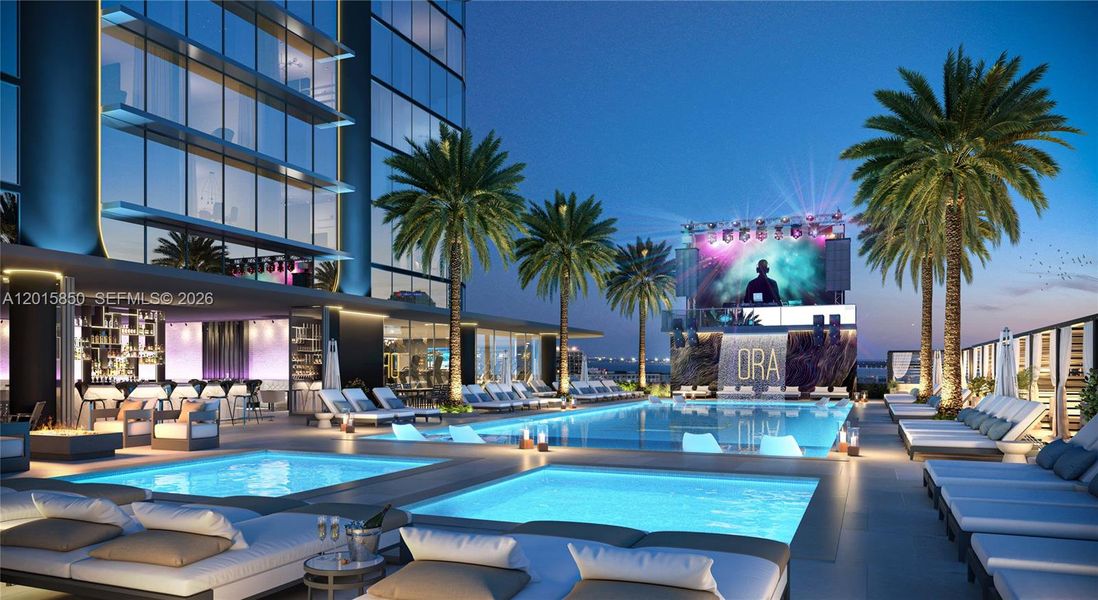 Condo located in Tampa, FL showcasing its design and architecture (Image 6).