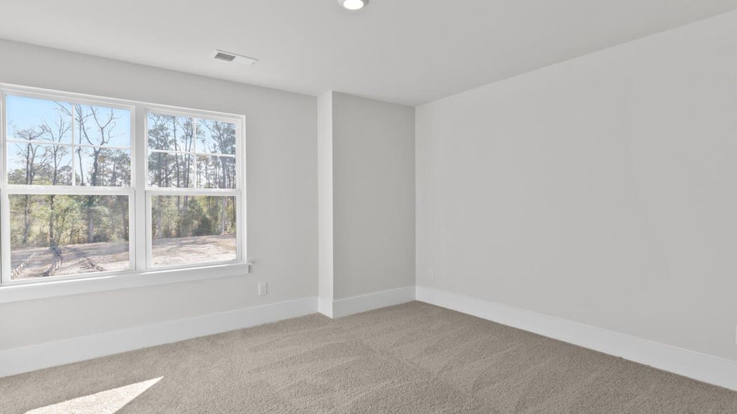 Spacious, unfurnished interior of a new home in Rolling Hills, Bolivia (Image 31).