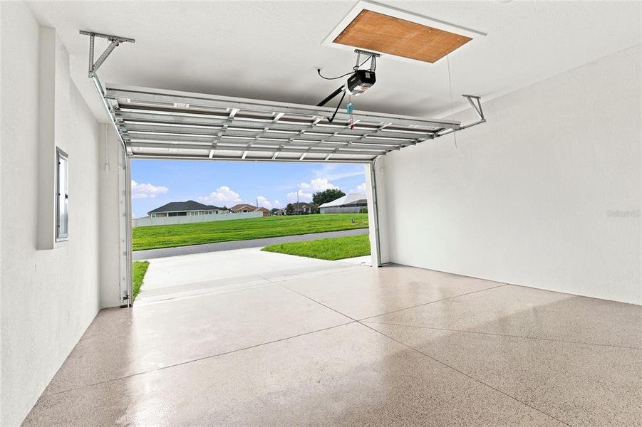 Spacious, unfurnished interior of a new home in , Belleview (Image 24).
