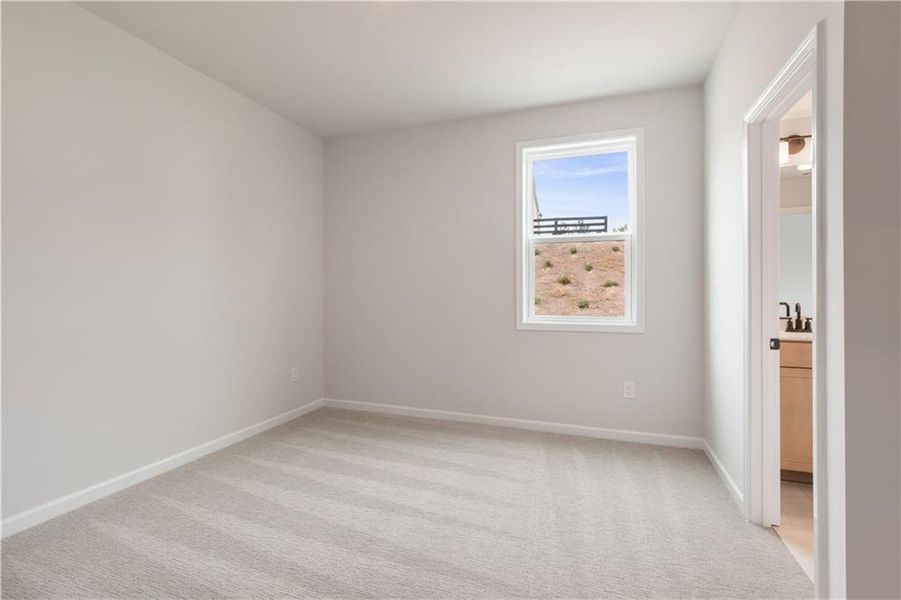 Spacious, unfurnished interior of a new home in Tiberon Woods, Cumming (Image 39).
