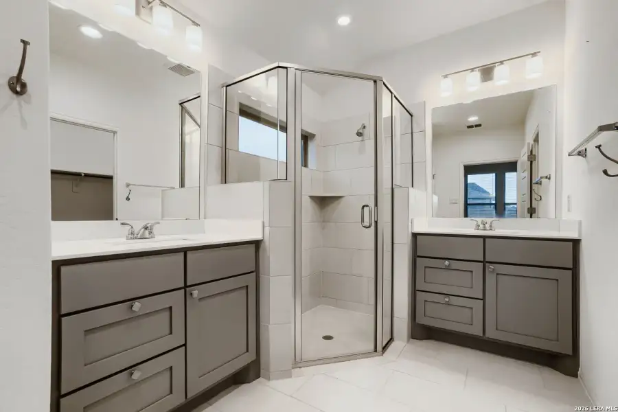 Furnished interior view inside a new home in Ladera, San Antonio (Image 5).
