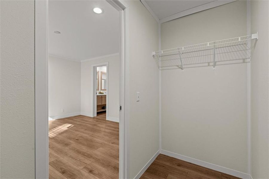 Spacious, unfurnished interior of a new home in , Bremen (Image 36). Spacious, unfurnished interior of a new home in , Bremen (Image 36).