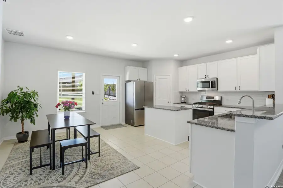 Furnished interior view inside a new home in Hunter's Ranch, San Antonio (Image 6).