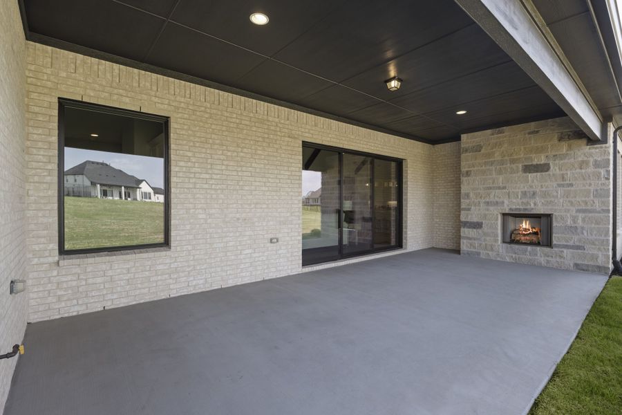 Representative exterior details of a home built from the Lancaster by Windsor Homes in Ridge Pointe Estates, McLendon-Chisholm (Image 4). Representative exterior details of a home built from the Lancaster by Windsor Homes in Ridge Pointe Estates, McLendon-Chisholm (Image 4).