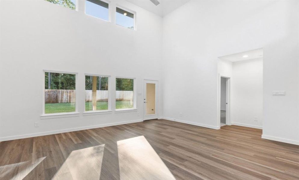 Spacious, unfurnished interior of a new home in The Landing at Hidden Lakes, McKinney (Image 8). Spacious, unfurnished interior of a new home in The Landing at Hidden Lakes, McKinney (Image 8).