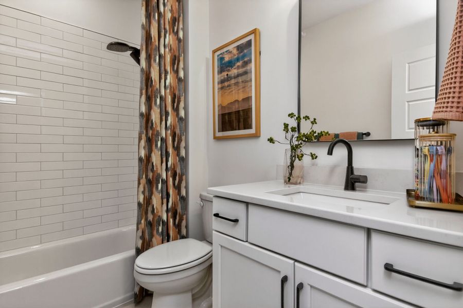 The Oakcroft - Bathroom