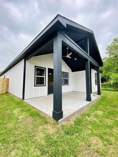 Exterior details and patio area of a home in , Dayton (Image 3).