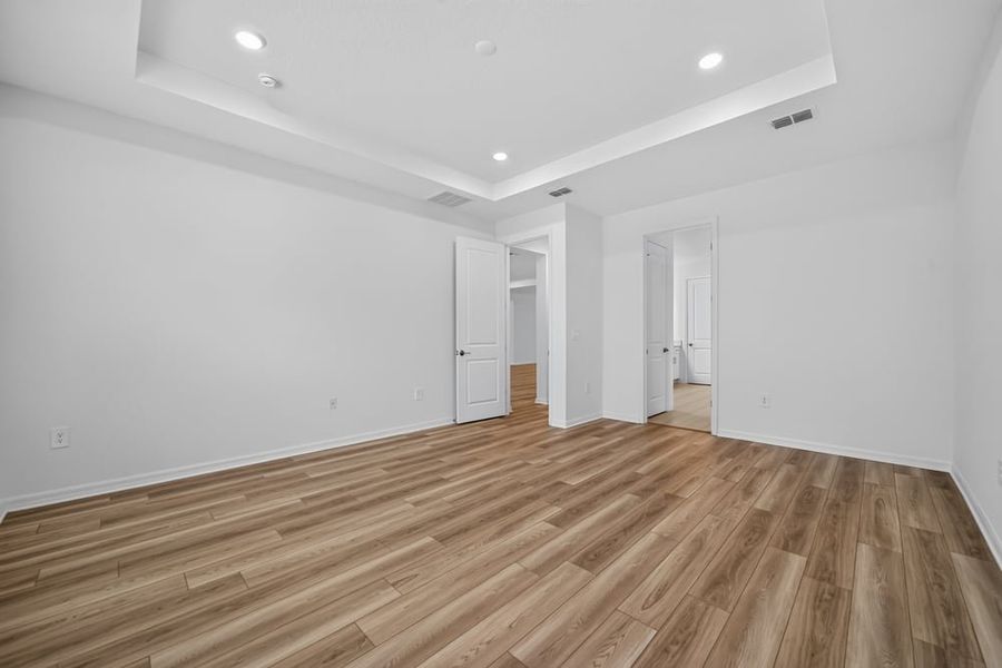 Spacious, unfurnished interior of a new home in Center Lake Ranch Community Group Page, St. Cloud (Image 24).