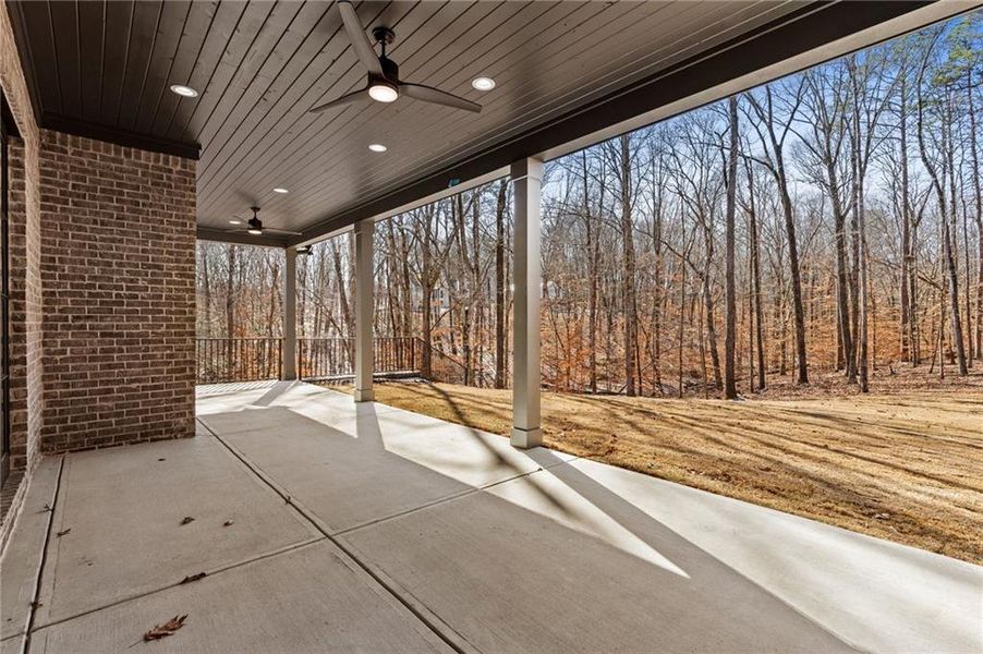 Exterior details and patio area of a home in , Lawrenceville (Image 4).